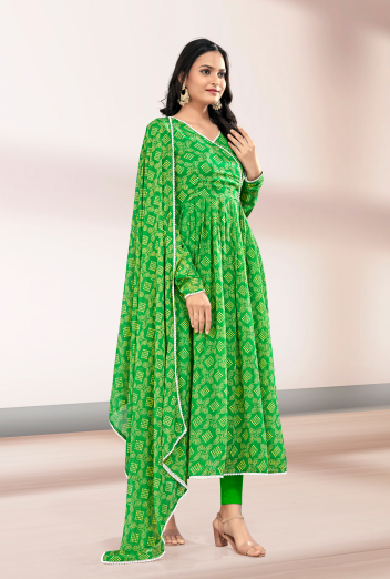 Woman's Green Printed Flared Gown