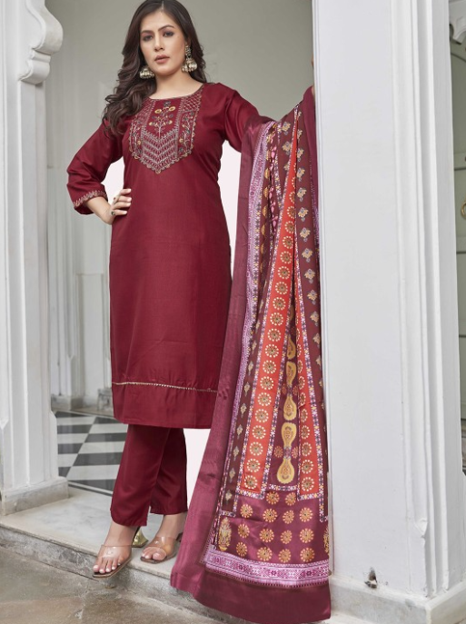 Ethnic Motifs Yoke Designed Straight  Kurta-pant & Dupatta