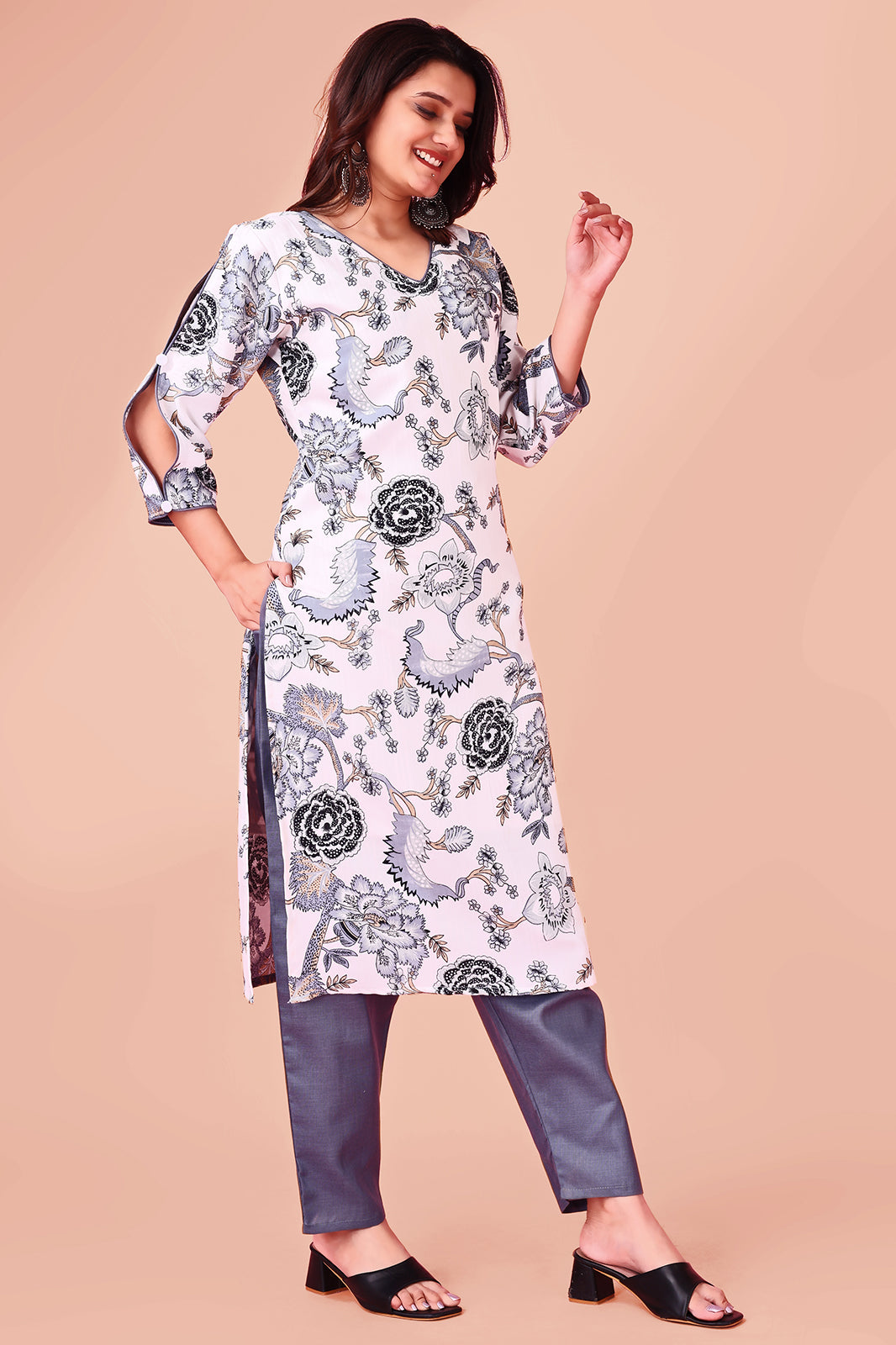 Woman digital printed cotton kurti pant