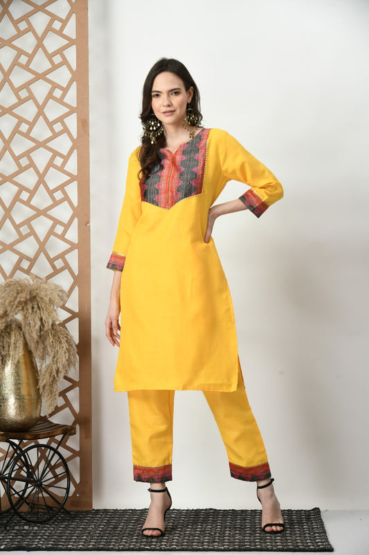 Yellow cotton Solid Straight Kurta with Pant