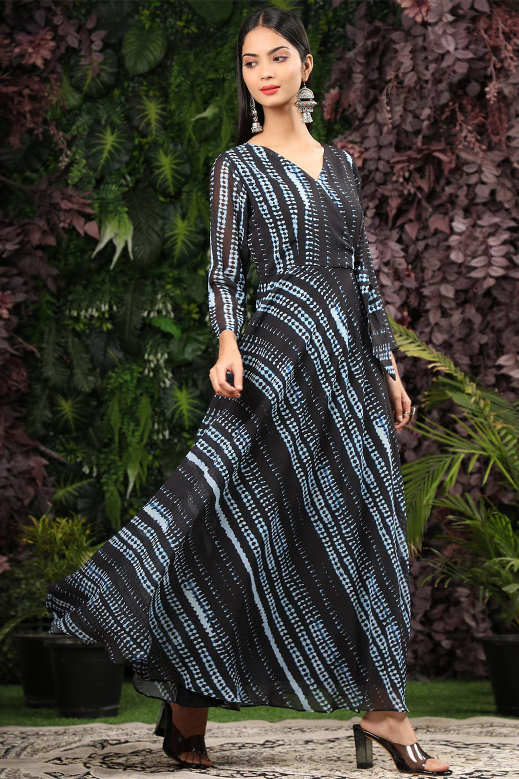 Black-white Chain Printed Fancy Maxi