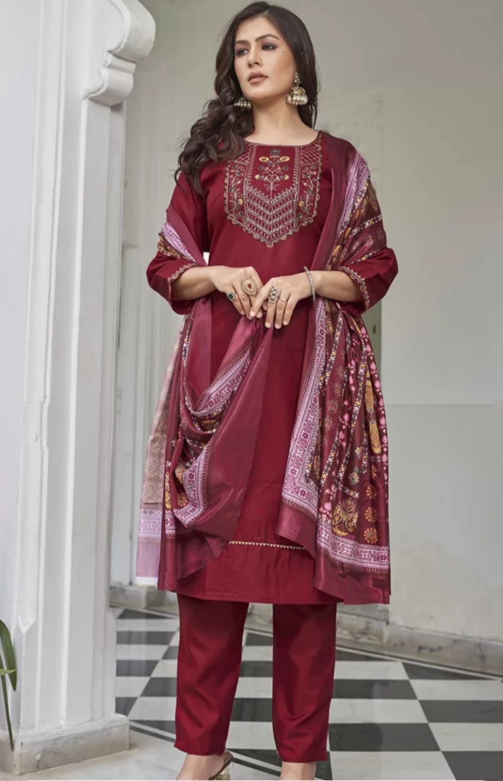 Ethnic Motifs Yoke Designed Straight  Kurta-pant & Dupatta